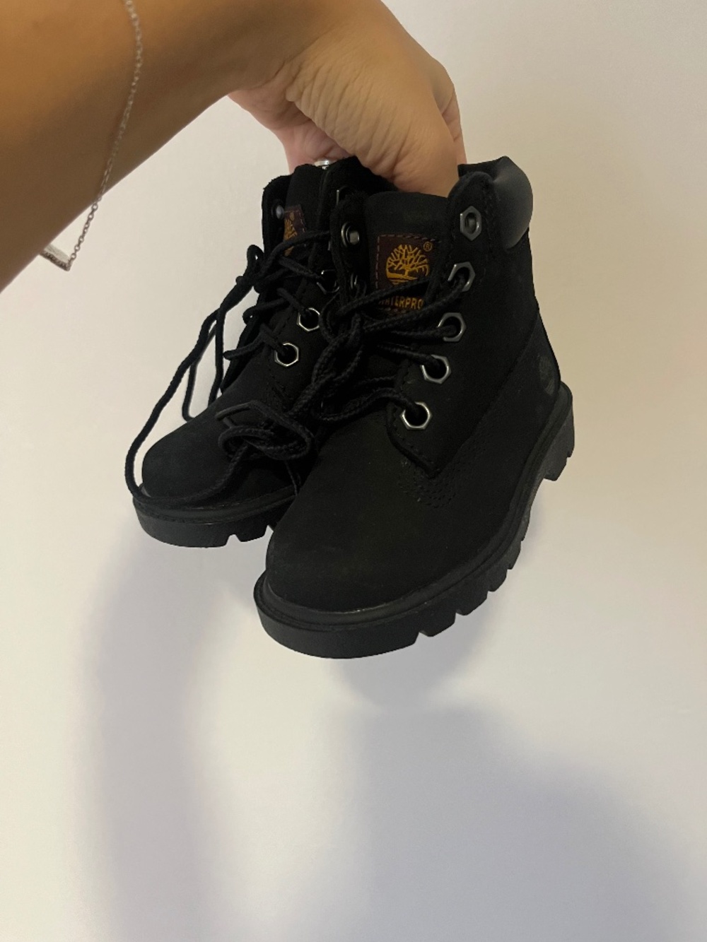 Toddler infant size 5 boots